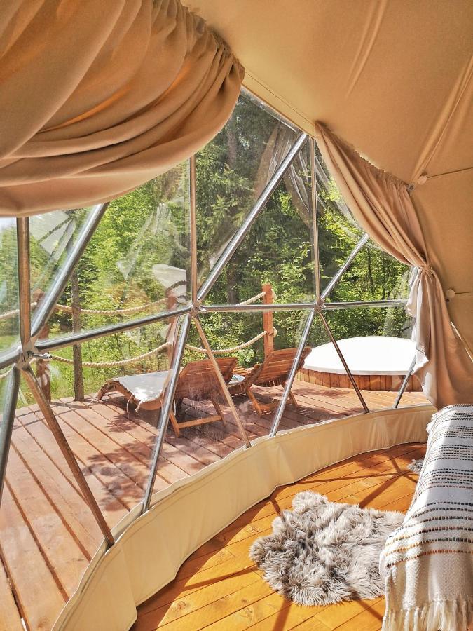 Medve Dome - Luxury Camping In The Middle Of Nature Hotel Vlahita Exterior photo