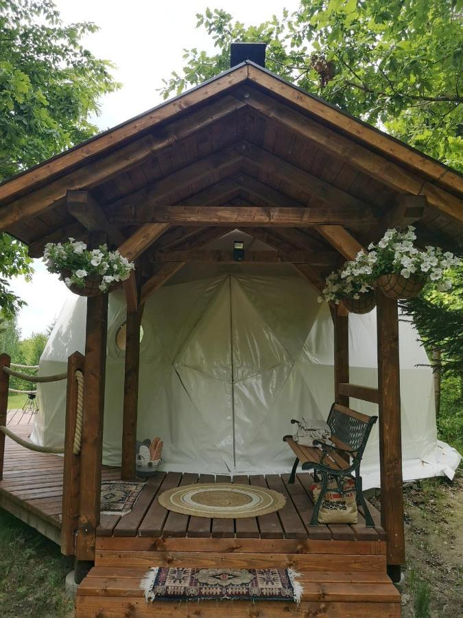 Medve Dome - Luxury Camping In The Middle Of Nature Hotel Vlahita Exterior photo