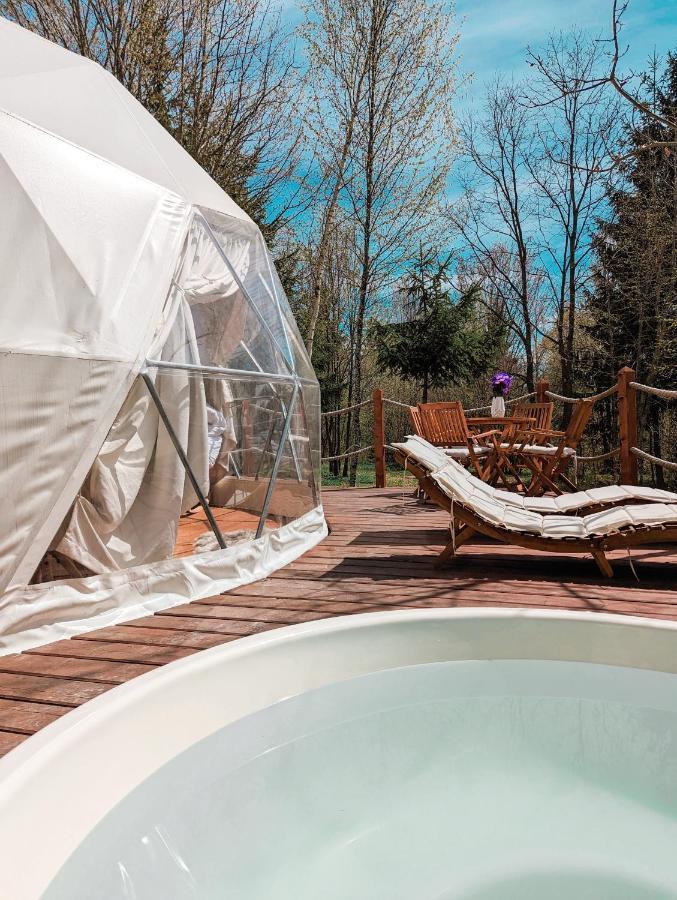 Medve Dome - Luxury Camping In The Middle Of Nature Hotel Vlahita Exterior photo